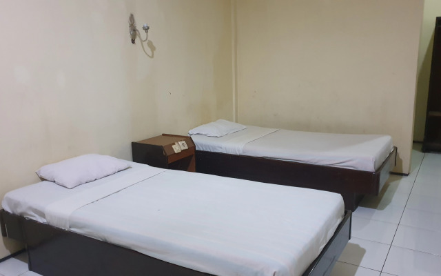 Hotel Suroyo RedPartner