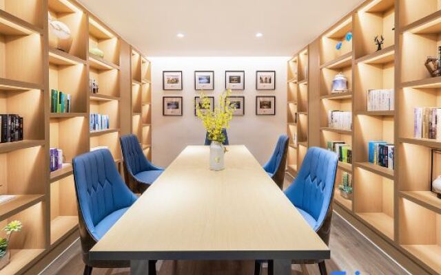 Atour Hotel Changsha Furong Square