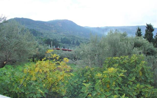 Galini Studios Paralia Platanou