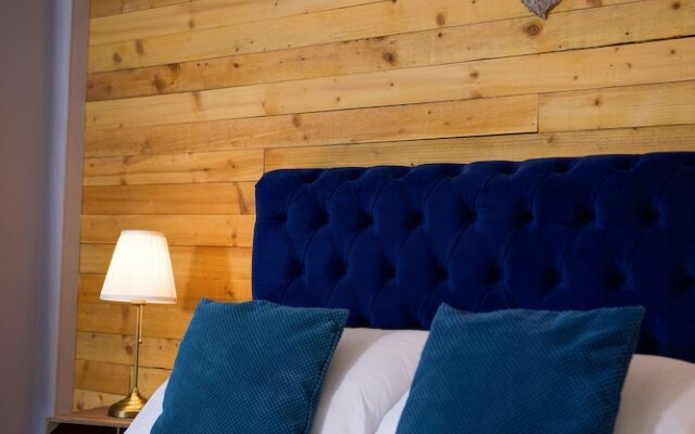 Stables Country Lodge