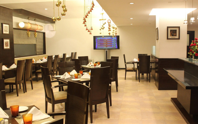 The Hans Hotel New Delhi