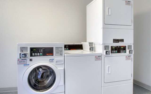 Motel 6 Springfield, IL