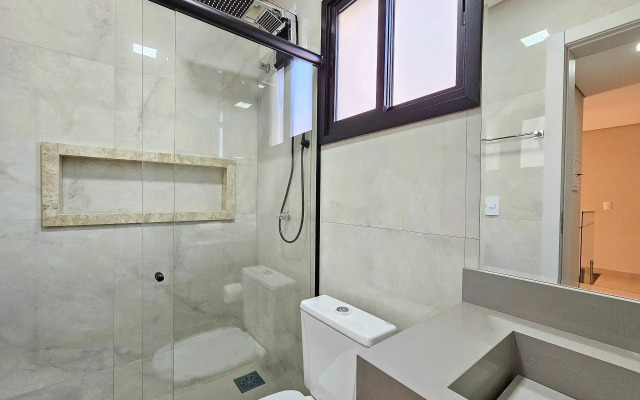 Casa Alto Padrão Novíssima 3 quartos