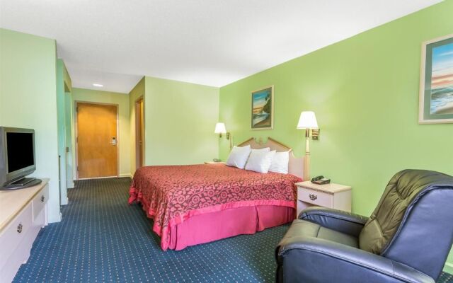 Days Inn Panama City/Callaway