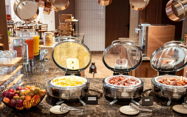 ibis Rouen Centre Champ de Mars