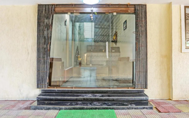 Capital O 91239 Hotel Sai Paradise