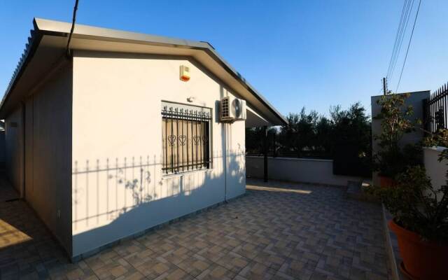 Villa Myra in Kalivia Thorikou