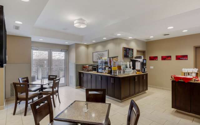 Best Western Plus Walkerton Hotel & Conference Centre