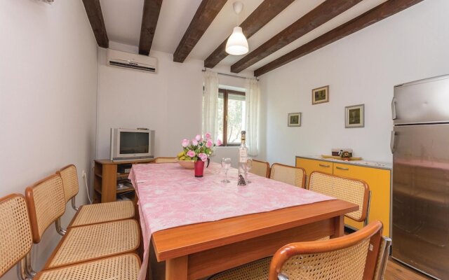 Nice Home in Bibinje With 3 Bedrooms and Wifi