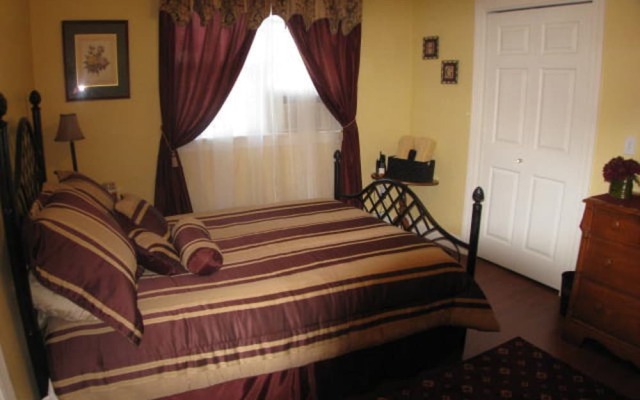 Harbor Gardens Inn