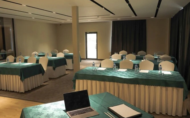 Edelweiss Art Hotel