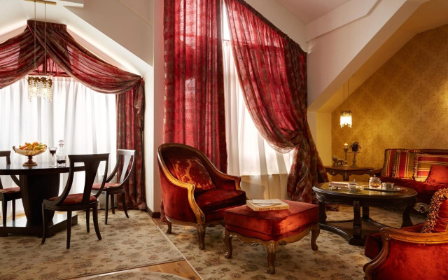 Premier Luxury Mountain Resort