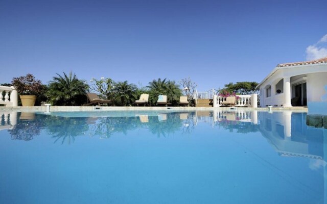 Villa With 5 Bedrooms in Saint Martin, With Wonderful sea View, Privat