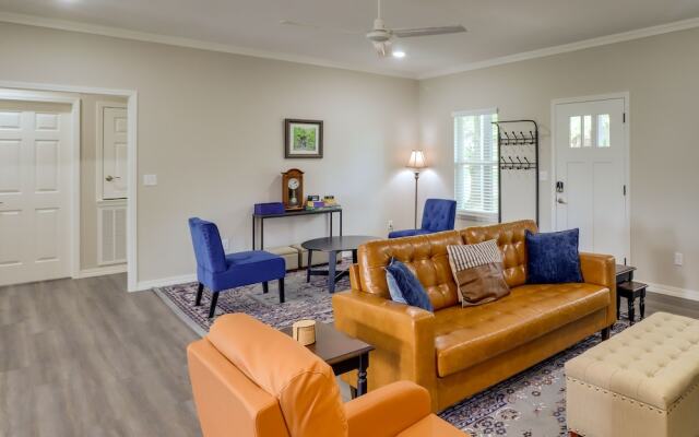 Quaint Harrison Home 2 Mi to Downtown!