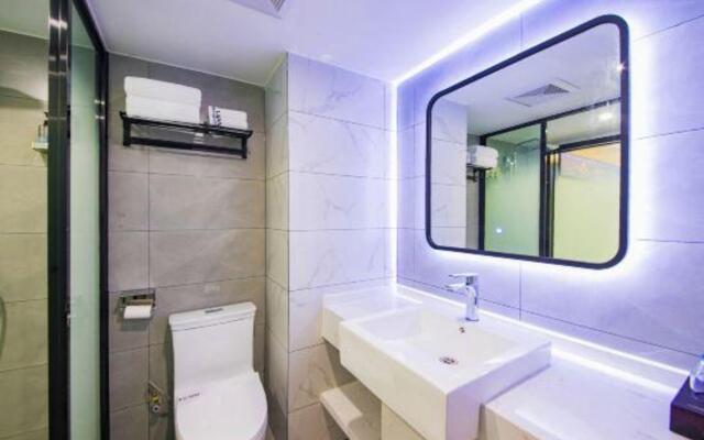 LANB Hotel (Changsha Yuhua District Government Subway Station Store)