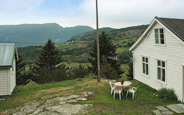 5 Person Holiday Home In Hafslo