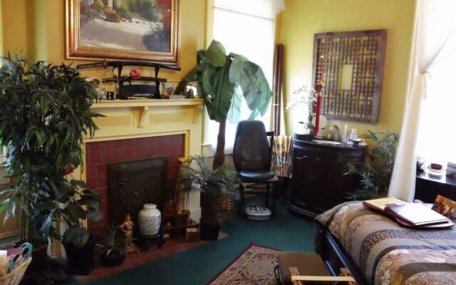 The Inn of the Patriots Bed and Breakfast Hotel