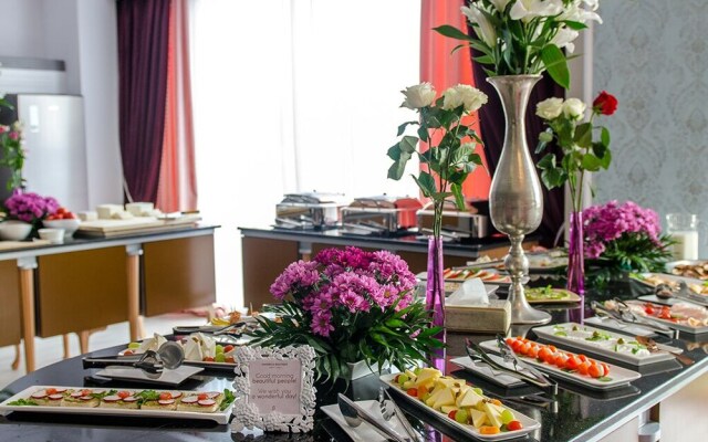 Phoenicia Boutique Hotel & Casino - Adults Only