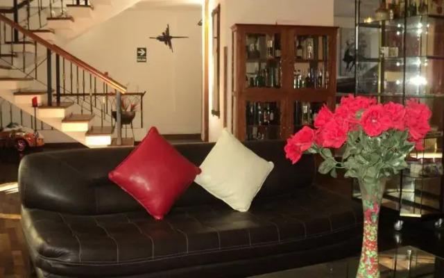 Hotel Conquistadores Inn