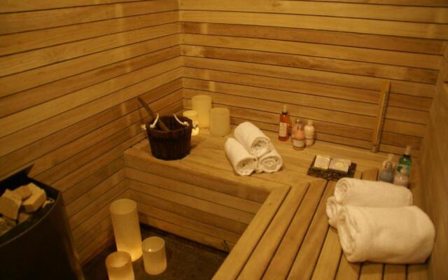 El Oasis Apart Hotel