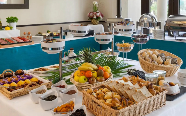 Park and Suites Prestige Cannes Croisette Hotel