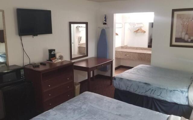 OSU 2 Queens WI-FI Hotel 222 Booking