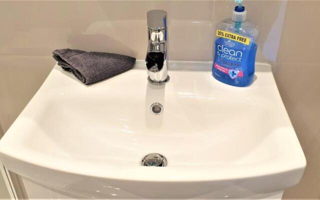 Town Centre Studio Flat!