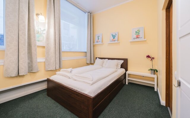 Station Self Check-in  Apartments - Lollo Luxury