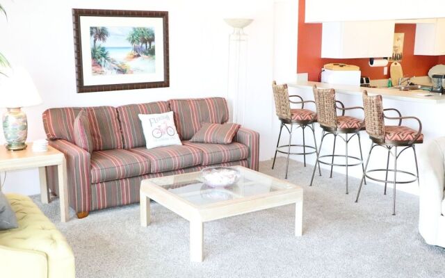 Jamaica Royale T63 - 2 Br Condo