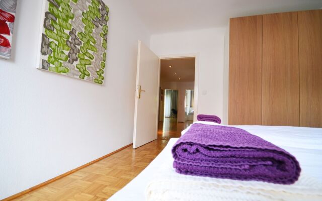 Naschmarkt Premium in Your Vienna