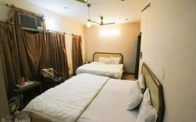 Narayani Guest House By GRB