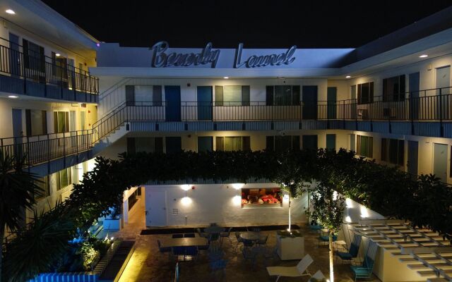 Beverly Laurel Hotel