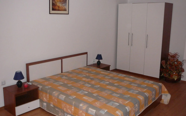 Yassen Holiday Village