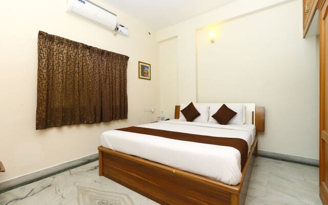 Hotel Rich Residency