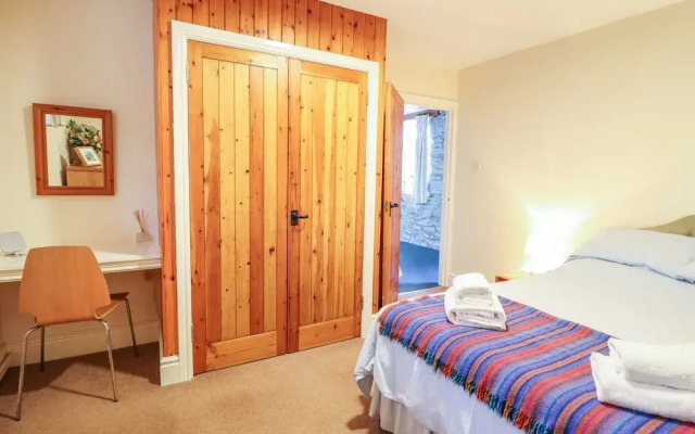 Farchynys Court Cottage