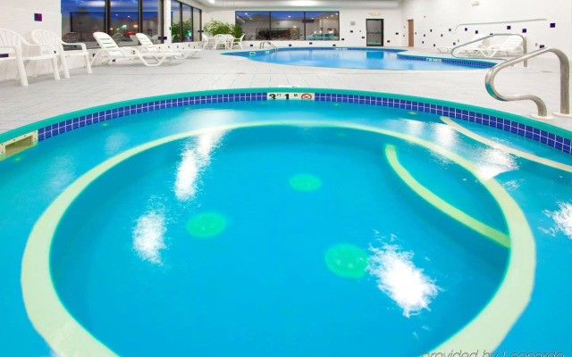 Holiday Inn Express Hotel & Suites ELKINS by IHG