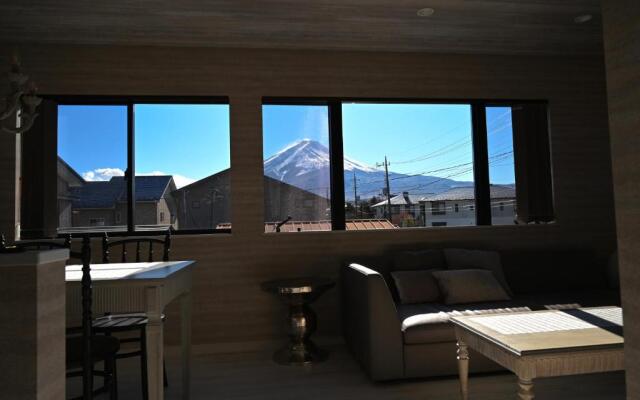 enico.Mt.Fuji peace