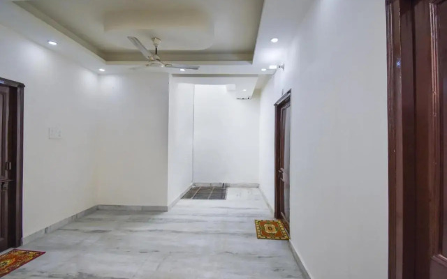Oyo Flagship 71698 Gangotri Guest House