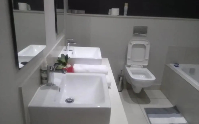 Luxury Apartment in Sandown