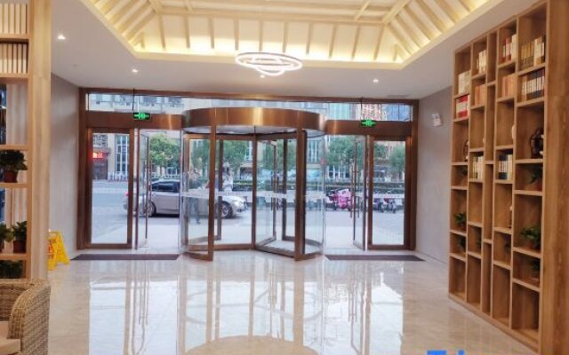 Yahao Selected Hotel (Jinfeng Branch)