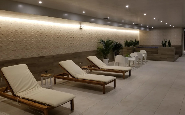 Luxury Residence Suites