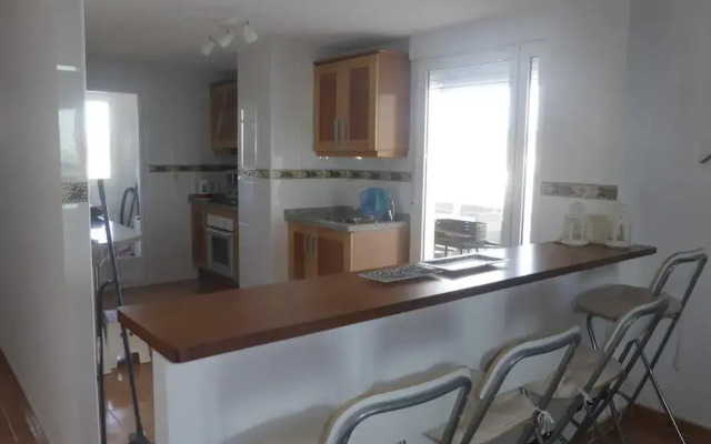3bed Penthouse Apt With Private Terrace & Balcony