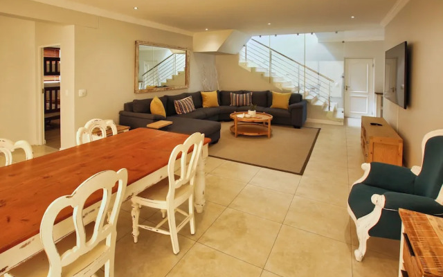 Bella Calypso, Langebaan, 8-sleeper