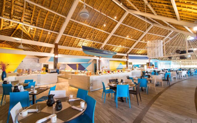 Fiesta Resort Central Pacific - All Inclusive