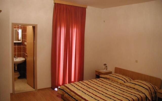 Hotel Tony