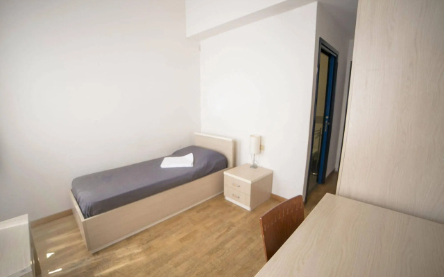 Sunny Terrace Hostel