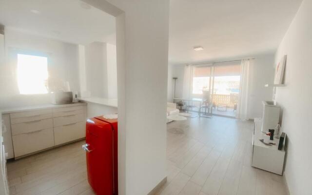 The White Heart House – Attic Sea View