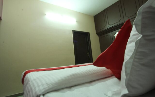 Satyam Lodge