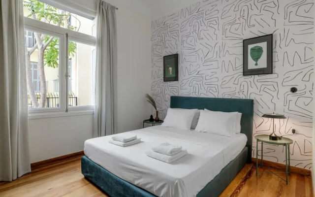 3bdr Modern Design Bright Interiors in Plaka