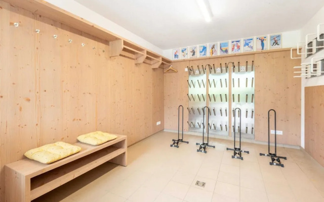 Inviting Flat in Hart With Fitness Room